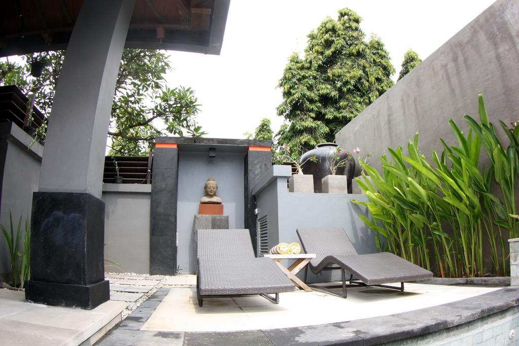 Villa D'Suite เซมินยัค ภายนอก รูปภาพ